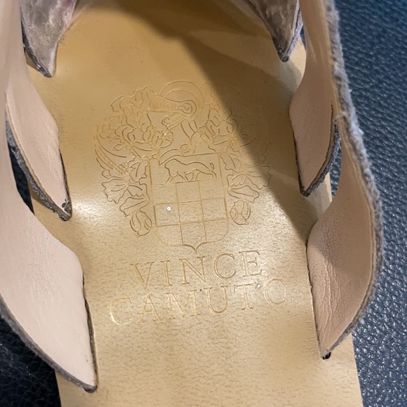 Vince Camuto Women’s Flat Sandals - Picture 7 of 7